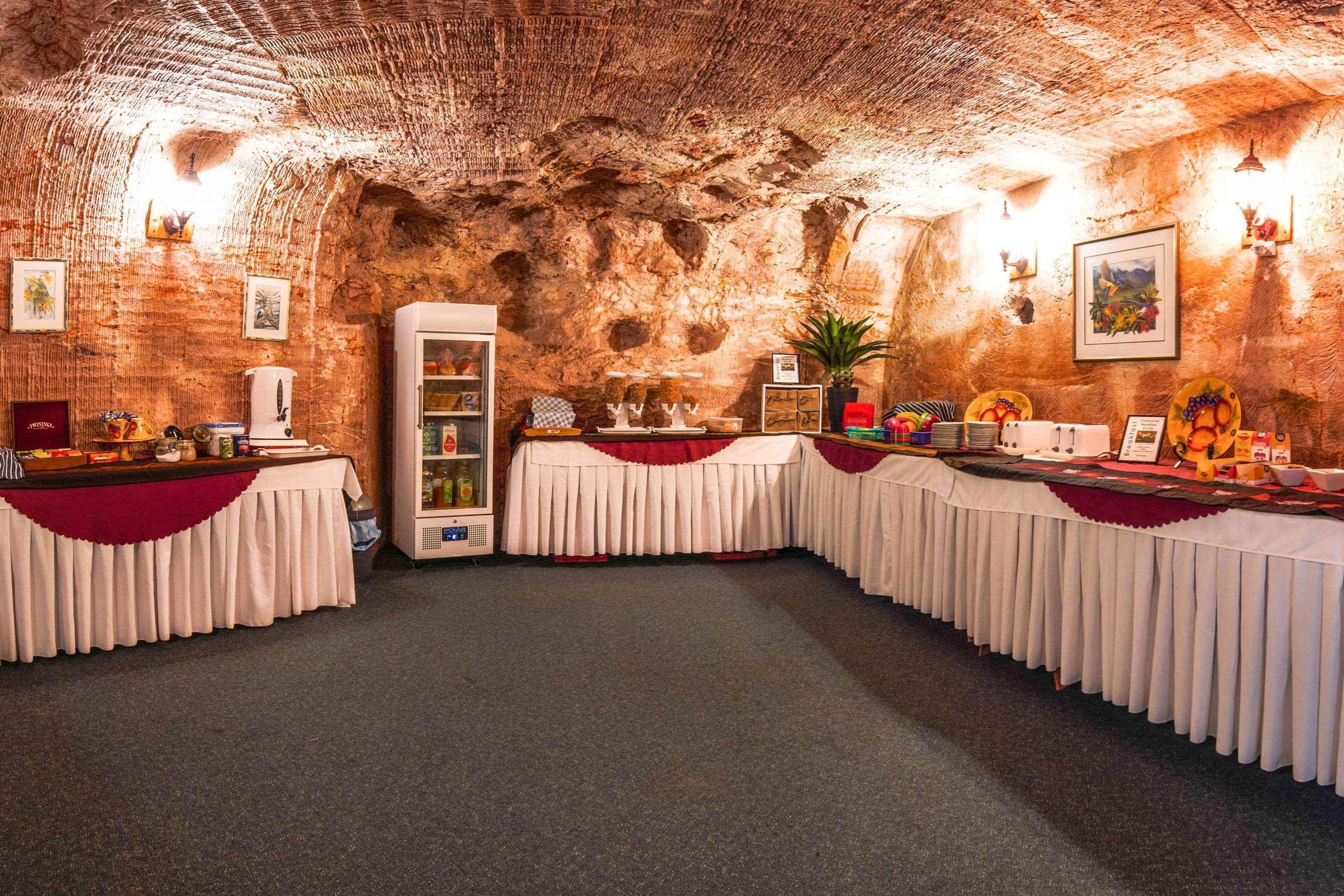 Coober Pedy Experience Motel Екстер'єр фото